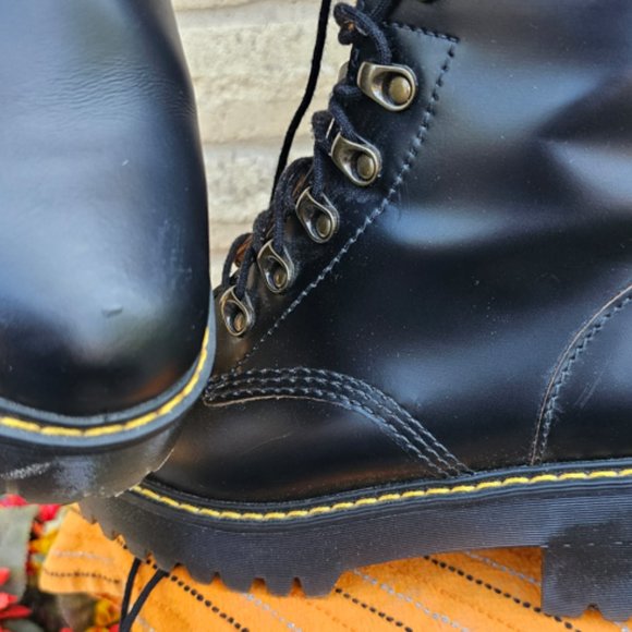 EUC Dr. Martens Leona Vintage Smooth Size 10 - Picture 12 of 13